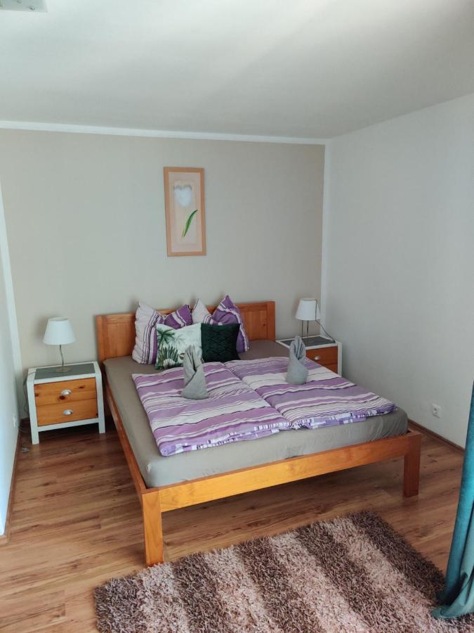 Villa Italia Guest House Шиофок Экстерьер фото