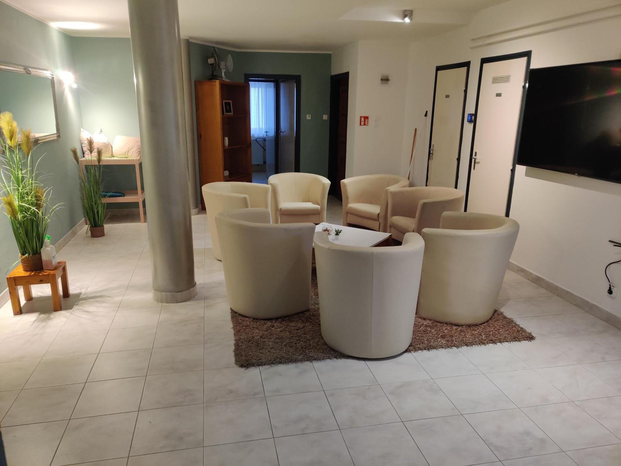 Villa Italia Guest House Шиофок Экстерьер фото